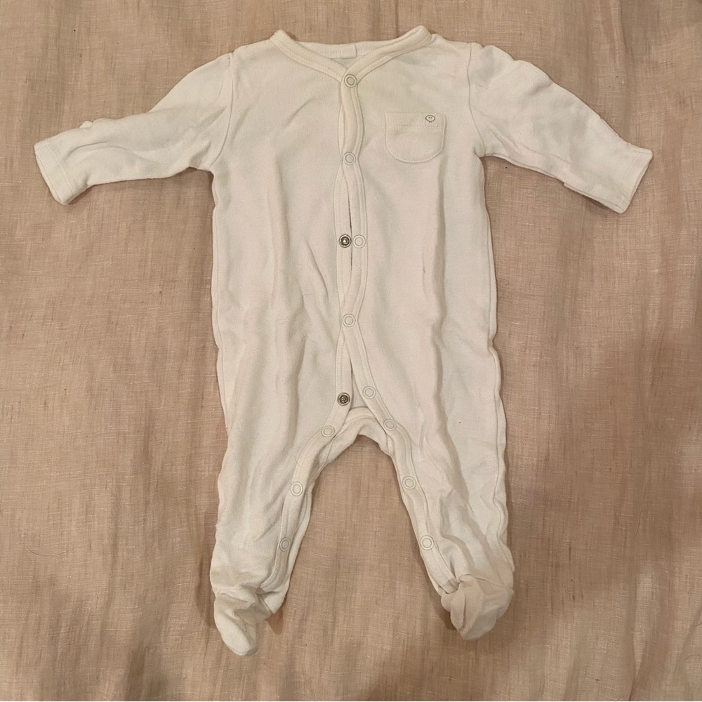 MORI White footed onesie